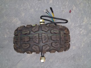 Rueda de patin con motor.