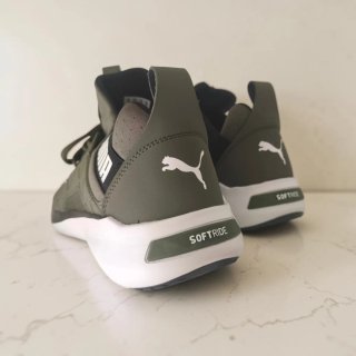 Puma Softride Enzo NXT en color verde oliva