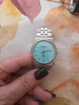 Reloj Casio Acero Inoxidable Pantalla Turquesa