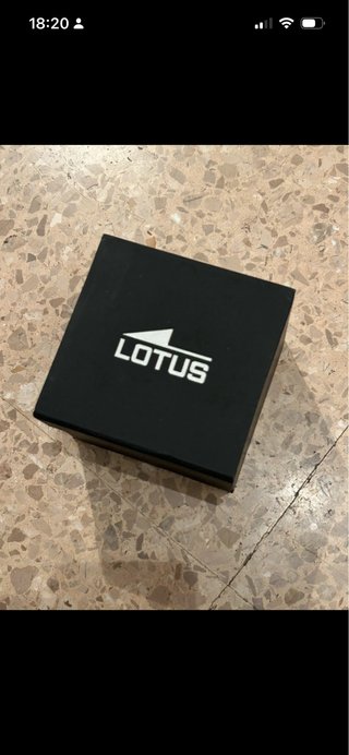 Reloj Lotus Hombre Esfera Beige y Dorado