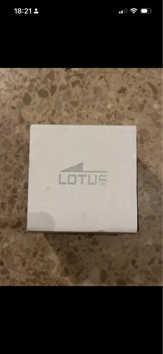 Reloj Lotus Hombre Esfera Beige y Dorado