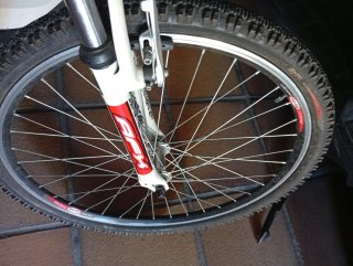 Bicicleta de montaña CONOR Roja