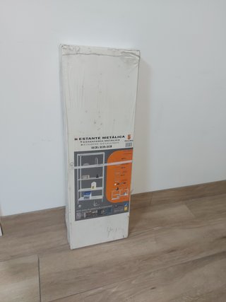 Ultima estantería Metálica Blanca