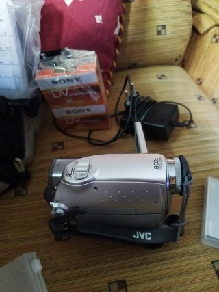 Videocámara Digital JVC GR-D320E Plata
