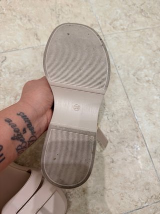 Sandalias crema