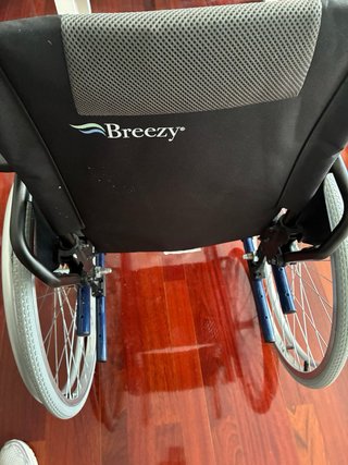 Silla de ruedas nueva