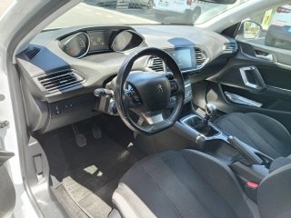 Peugeot 308 2015