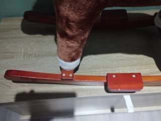 Caballito de madera para bebé