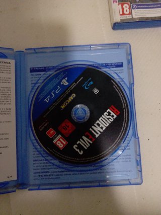 Assassin's Creed ps4+resident evil+red dead 2+fc24