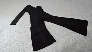 Mono Negro Talla M Corte Pantalón Ancho