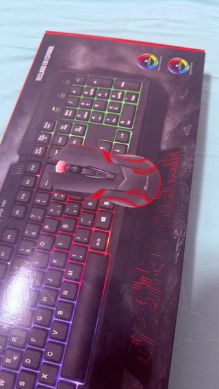 Teclado Xtrike con Ratón combo nuevo a estrenar