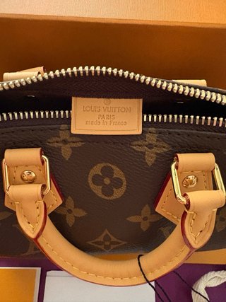 Louis Vuitton Nano Speedy Marrón