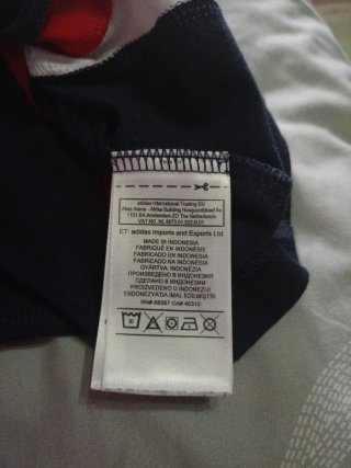 Camiseta adidas