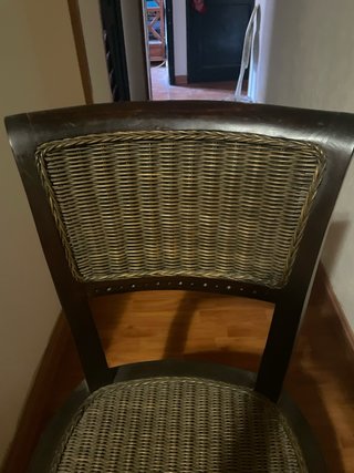 Silla madera y mombrw
