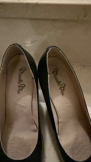 Zapatos de tacón Piccola Piu negros