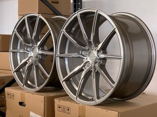 2+2 LLANTAS 8.5x20 y 10x20 5x120 concaver CVR4