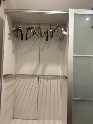 Armario corredero Ikea cristal y metal