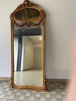 Tavolino, specchio, due poltroncine stile Luigi XV
