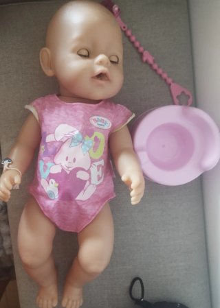 Muñeca Baby Born con accesorios