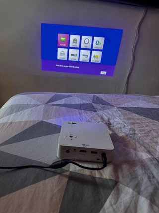 Mini proyector LG PH30N para piezas o reparacion