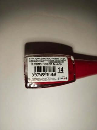 Pintauñas Deina Rojo con Keratina