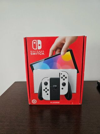 Nintendo Switch OLED Blanca + Accesorios