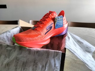 Skechers Aero Tempo. Talla 9,5 USA-43 EUR