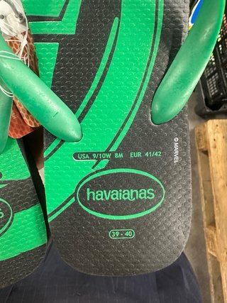 chanclas havaianas marvel
