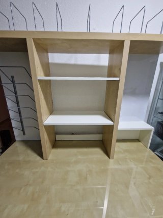 Escritorio  IKEA modelo Mikael o Mickae