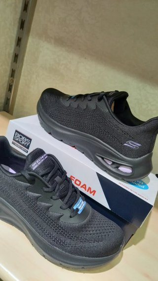 Skechers Donna Tg 37 nera