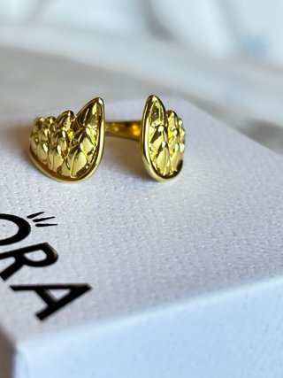 Anillo Pandora Original Ajustable | Diseño Dorado