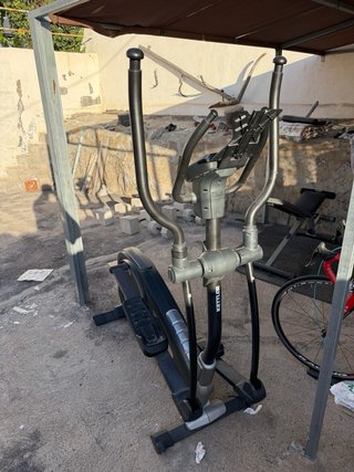 Máquina multifuncional + banco + elíptica