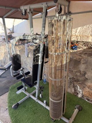 Máquina multifuncional + banco + elíptica