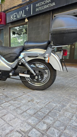 Suzuki Intruder LC 250 2003