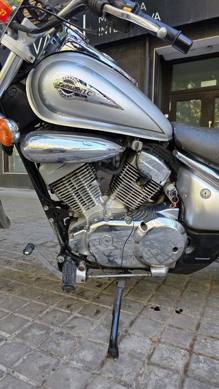 Suzuki Intruder LC 250 2003