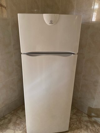 Nevera blanca Indesit
