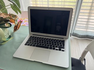 MacBook Air 13 2017 i5 8GB RAM 128GB SSD