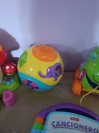Lote Juguetes Bebé: Coche, Hongo, Libro