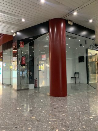 EN ALQUILER LOCAL COMERCIAL En CERDANYOLA