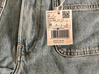 Pantalón vaquero corto