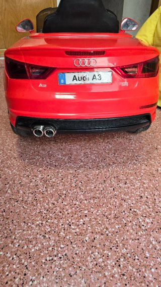 Coche de juguete
