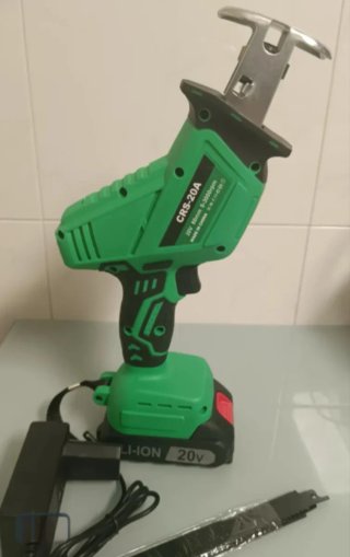 Sierra Sable Portátil Batería Recargable