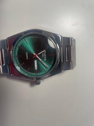 Reloj Wlisth Verde Estilo Old Money