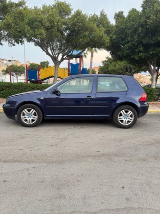 Volkswagen Golf 2003