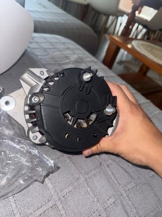 Alternador F865572