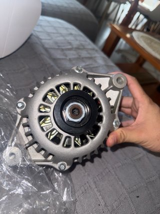 Alternador F865572