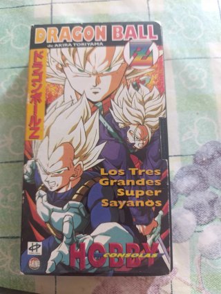 4 películas VHS Dragón Ball