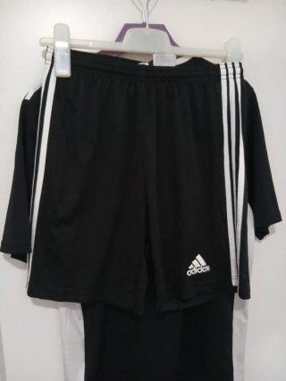 Conjunto Adidas chico T.15/16