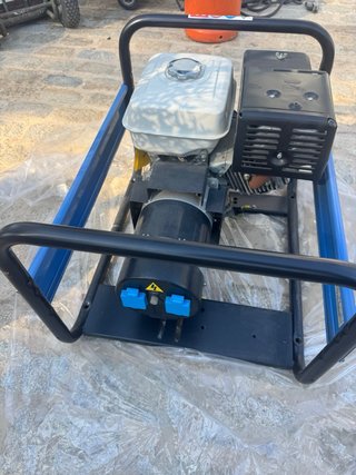 Generador Honda GX270