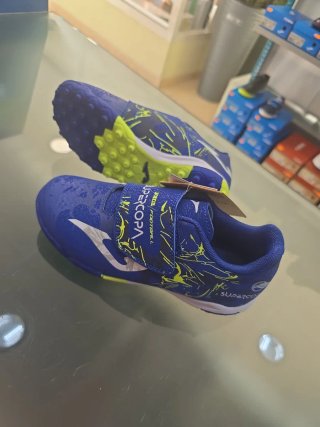 Botas futbol turf 32